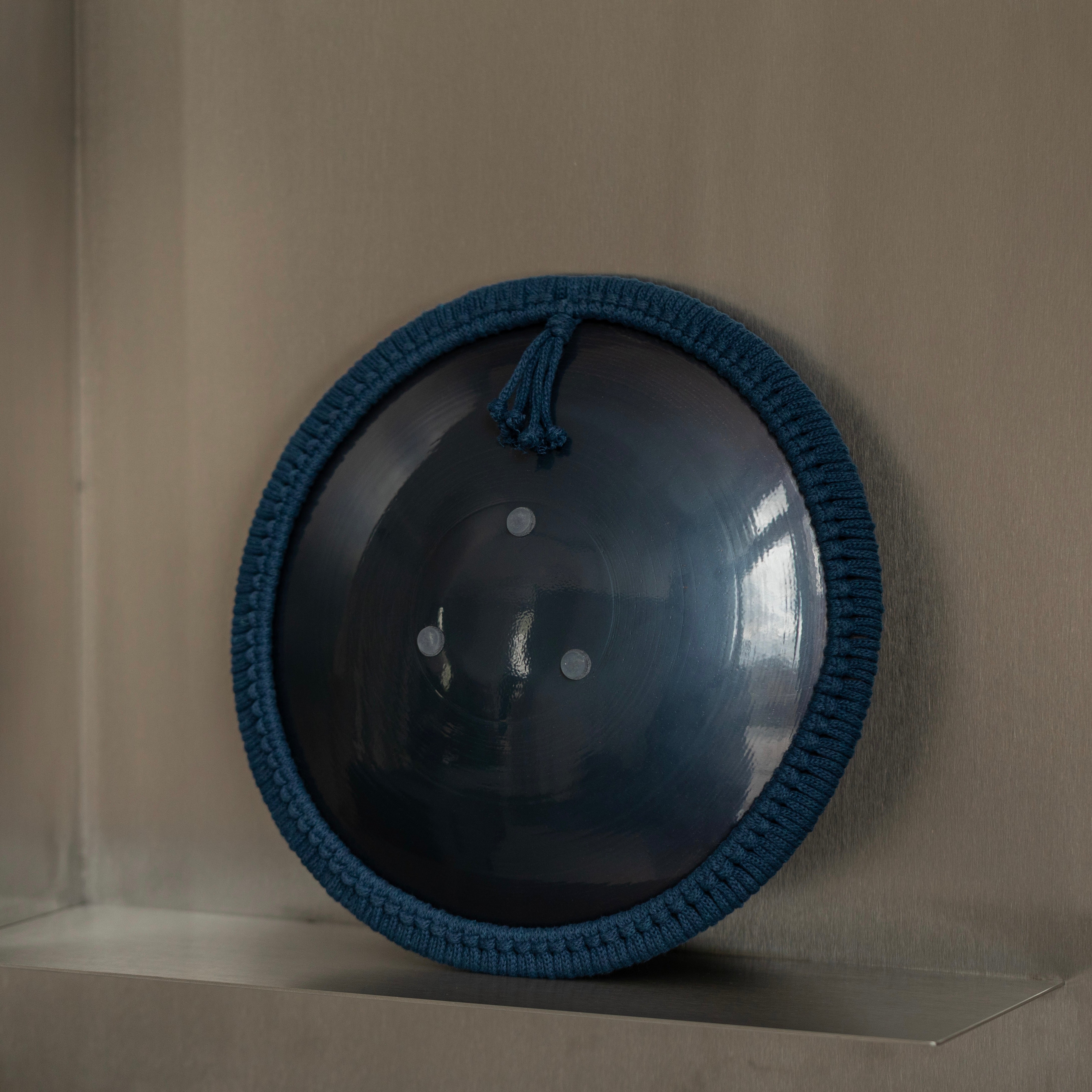 Rear side view of compact steel drum by Burning27